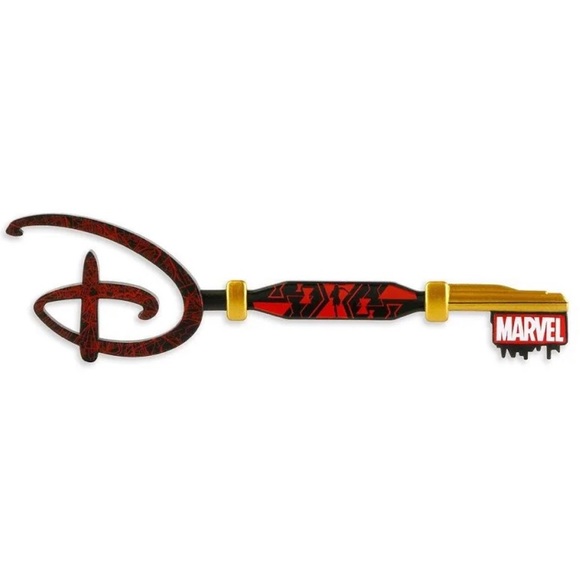 Disney - Black Widow Collectable Key - Picture 3 of 3